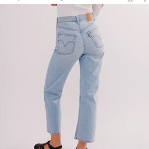 Levi’s Ribcage Straight Ankle